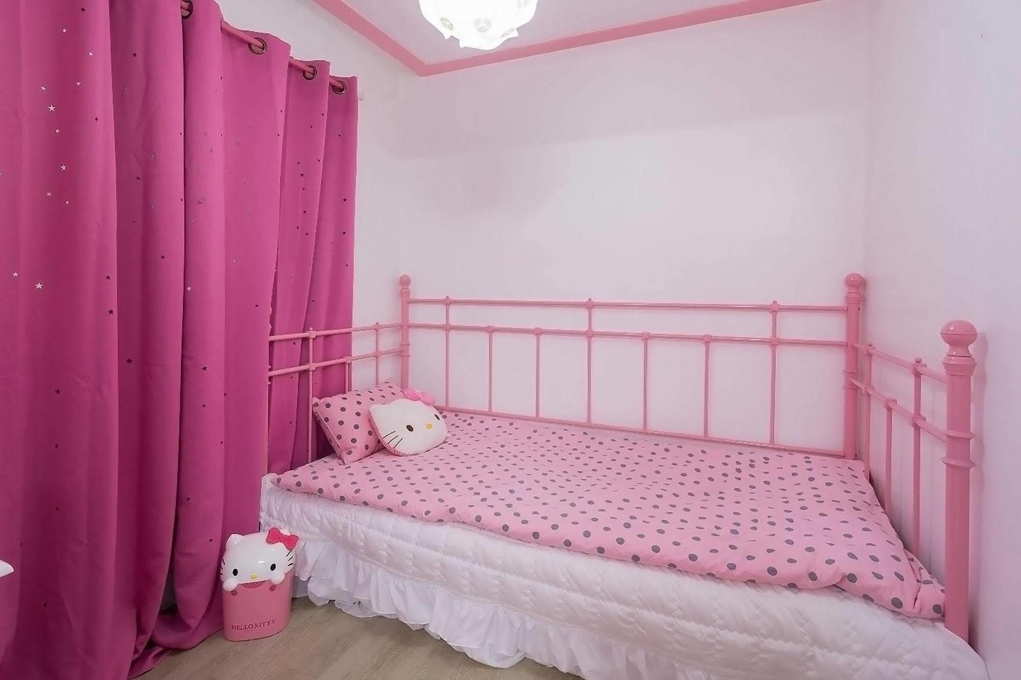Hostel Nanu Pink Female Only Seoul